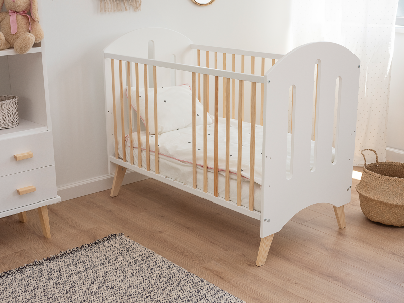 Detská postieľka BABY DREAM 60x120cm masív biely/borovica