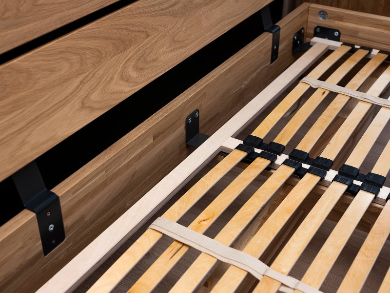 Posteľ dubová 180x200 cm Rossano