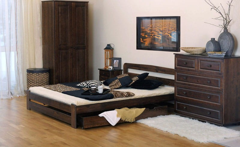 Posteľ orech Saša 140x200