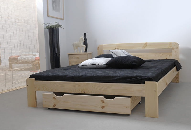 Posteľ Marcelína 140x200 s roštom - masív borovice