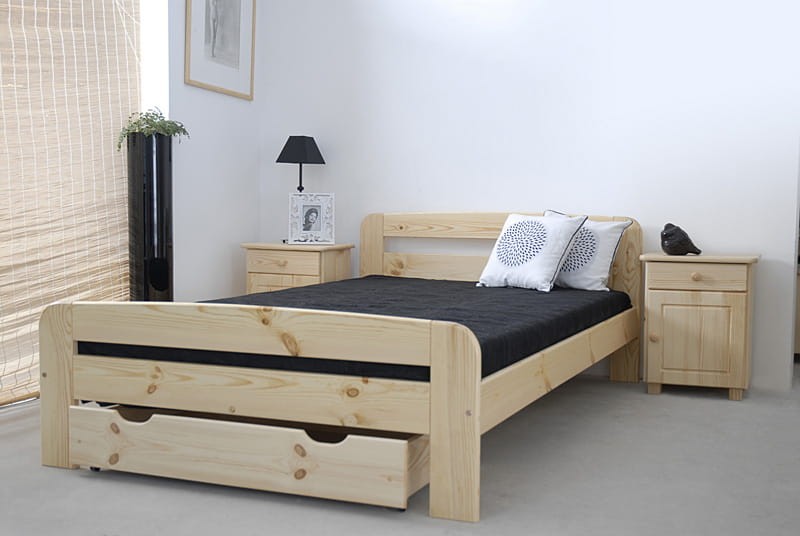 Posteľ borovica Nastěnka 120x200