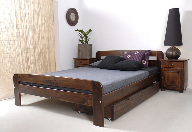 Posteľ orech Nastěnka 120x200