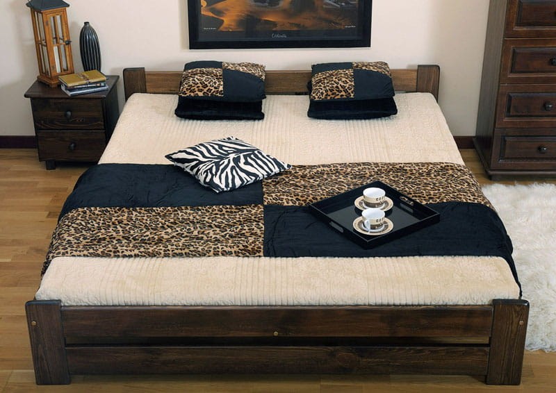 Posteľ orech Euro 140x200