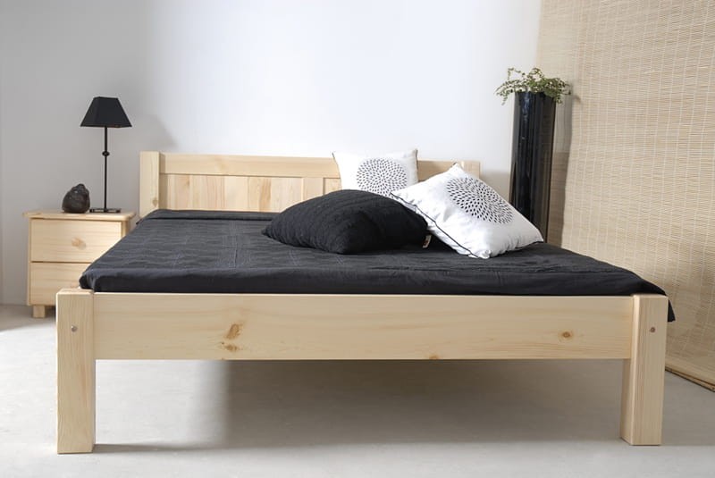 Posteľ borovica Viktoria 160x200