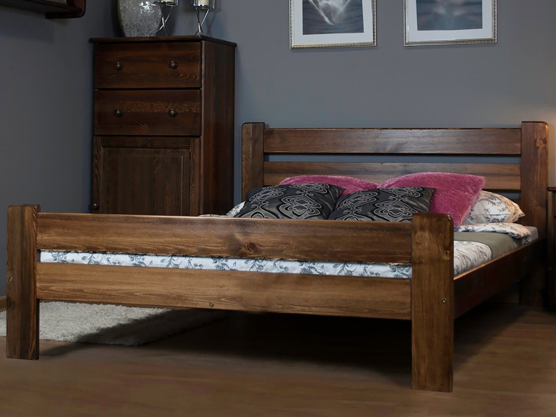 Posteľ z masivu 120x200 Neli orech s roštom