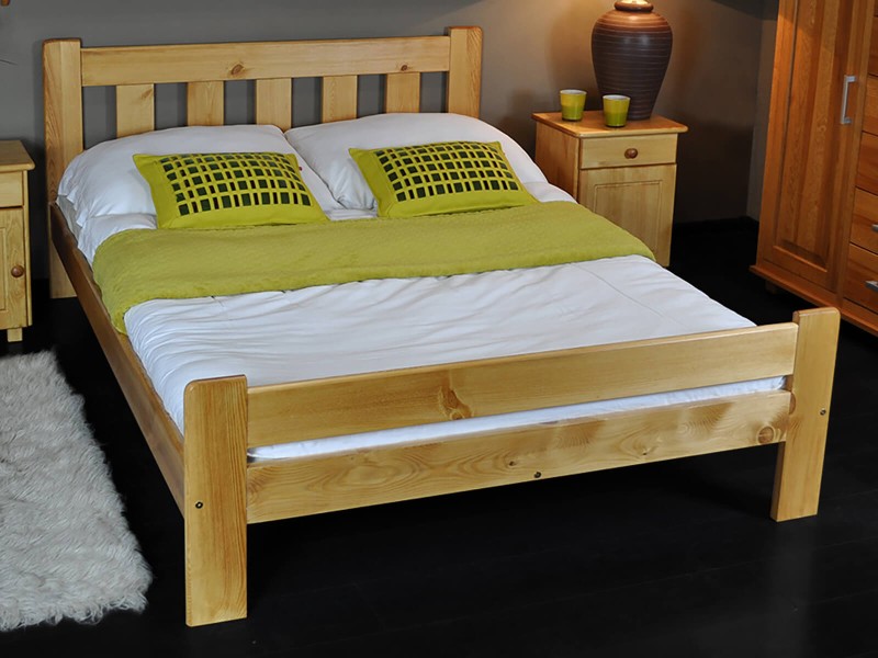 Posteľ z masivu 140x200 Greta jelša s roštom