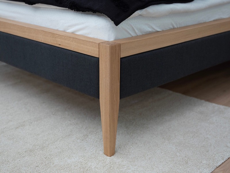 Čalúnená dubová posteľ 160x200cm Belagio Grafitové