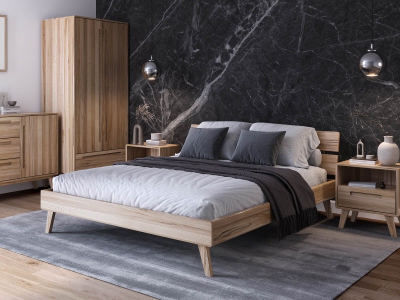 Drevená buková posteľ 180x200 Beskid 02 buk prírodný