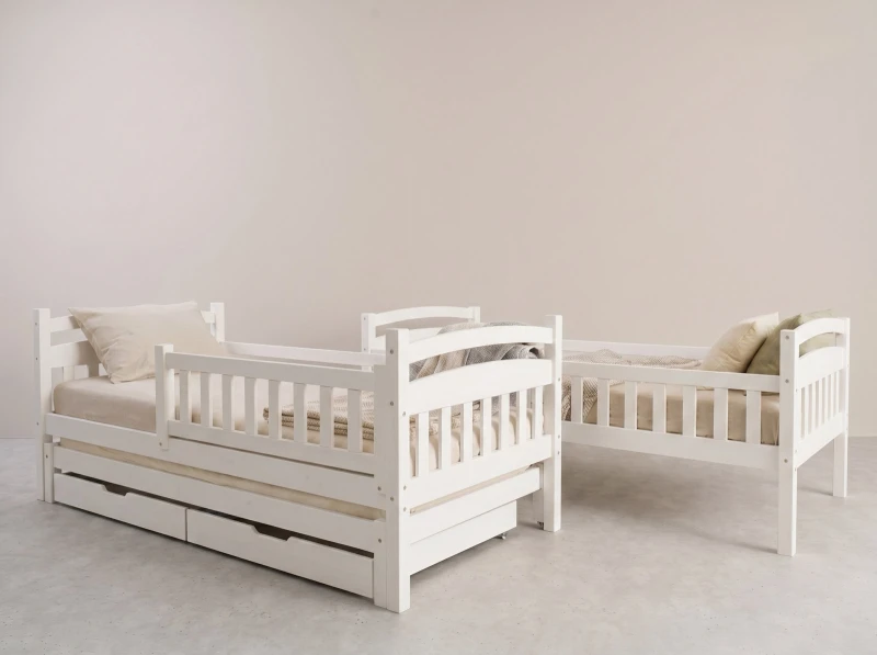 Drevená poschodová posteľ pre 3 osoby so zásuvkami P3S 90x200 biela