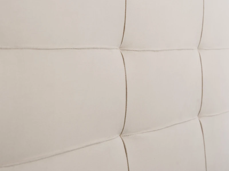 Čalúnená posteľ s úložným priestorom 140×200 cm Tilo Velvet – Béžová