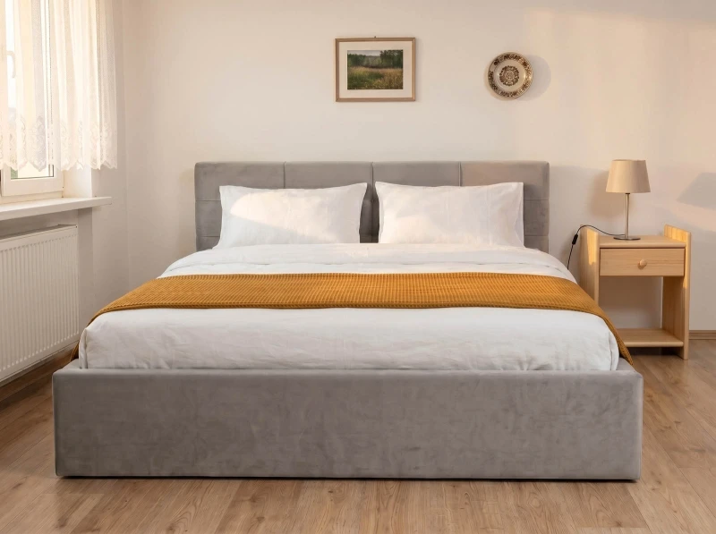 Čalúnená posteľ s úložným priestorom 140×200 cm Tilo Velvet – Šedá