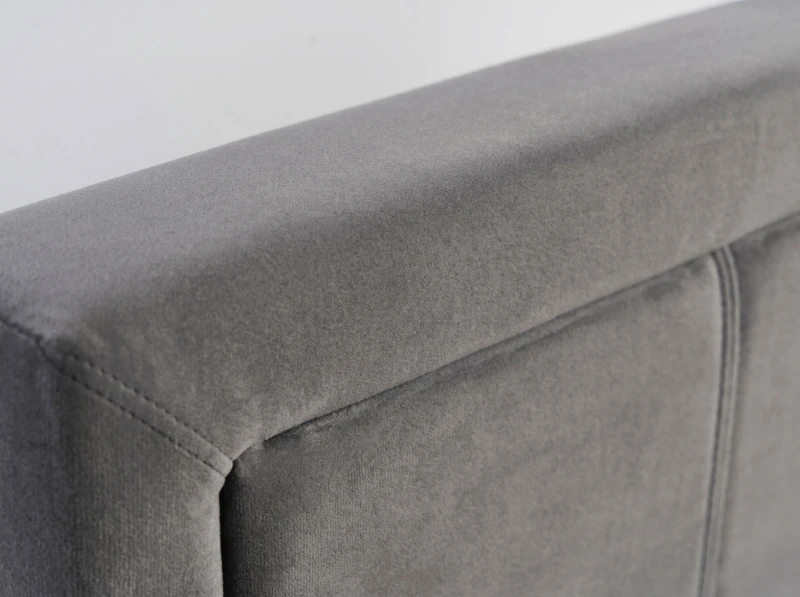 Čalúnená posteľ s úložným priestorom 180×200 cm Rema Velvet – Grafitová