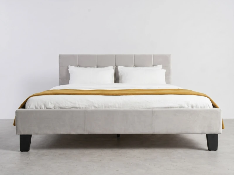 Čalúnená posteľ 120×200 cm Sumi Velvet – Šedá